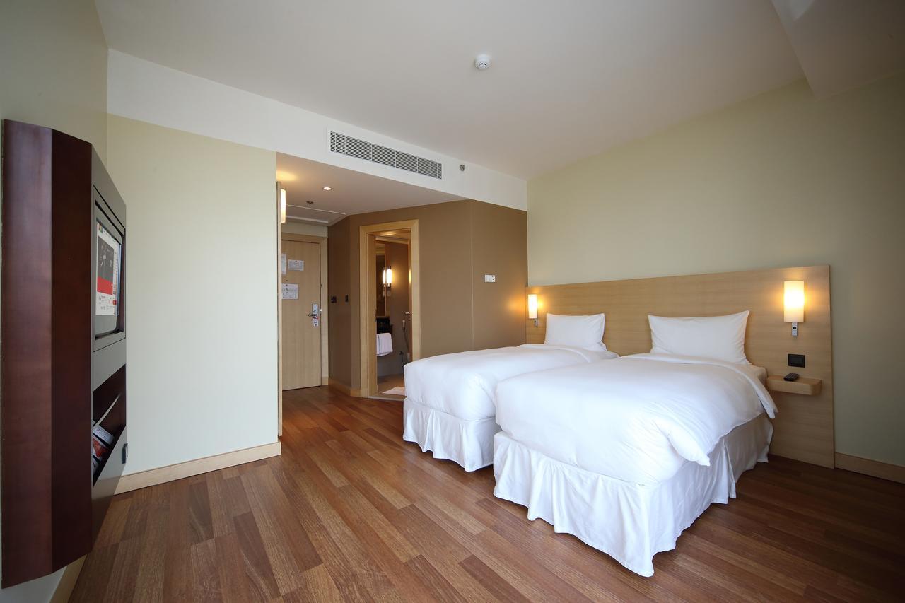 Ibis Olaya Street Hotel