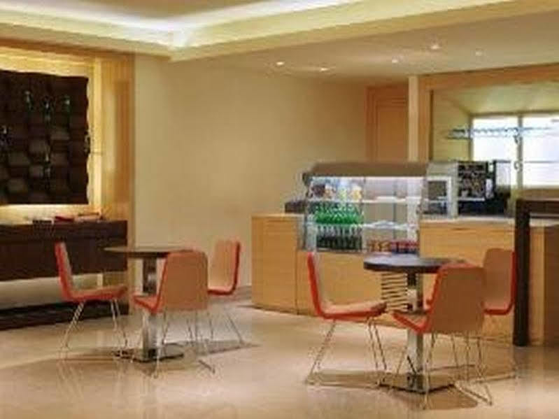 Hotel Ibis Olaya Street