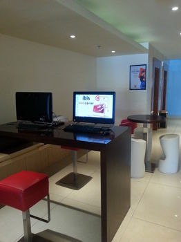 Ibis Olaya Street Hotel 3*